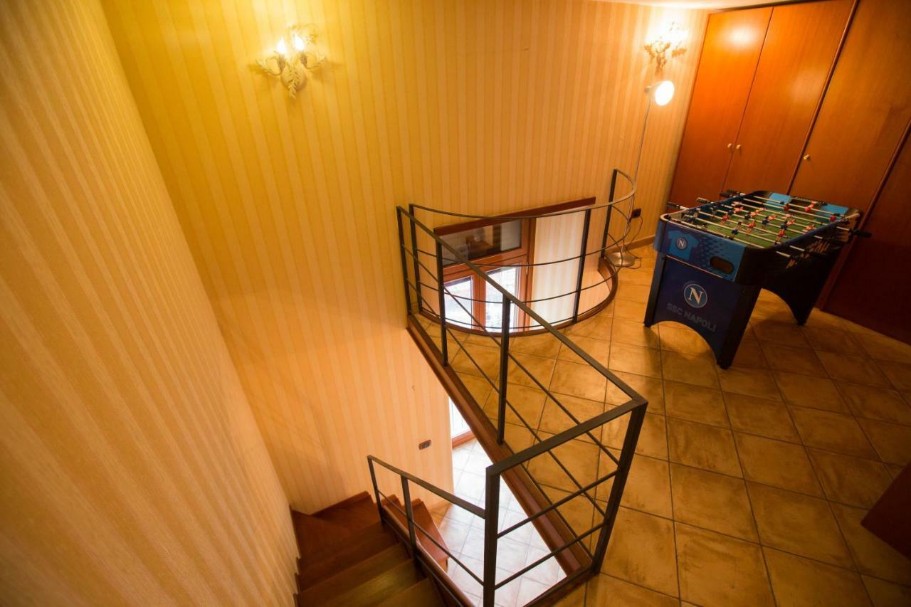Marty House Villa Наполи Екстериор снимка